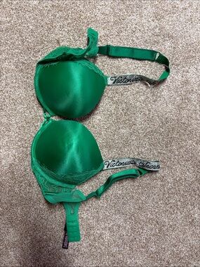 Victoria's Secret Green Satin Lace Push-Up Bra with Logo Straps